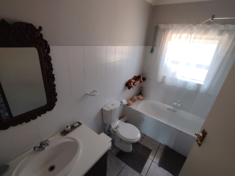 3 Bedroom Property for Sale in Rooi Rivier Rif Western Cape